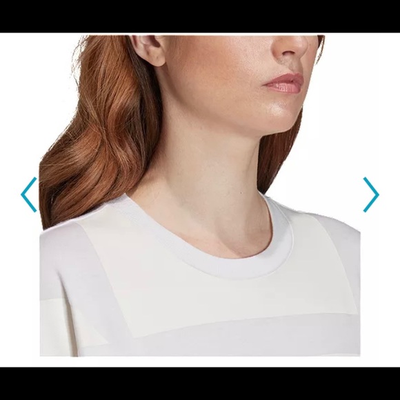 White cropped adidas shirt size XL - Picture 4 of 10